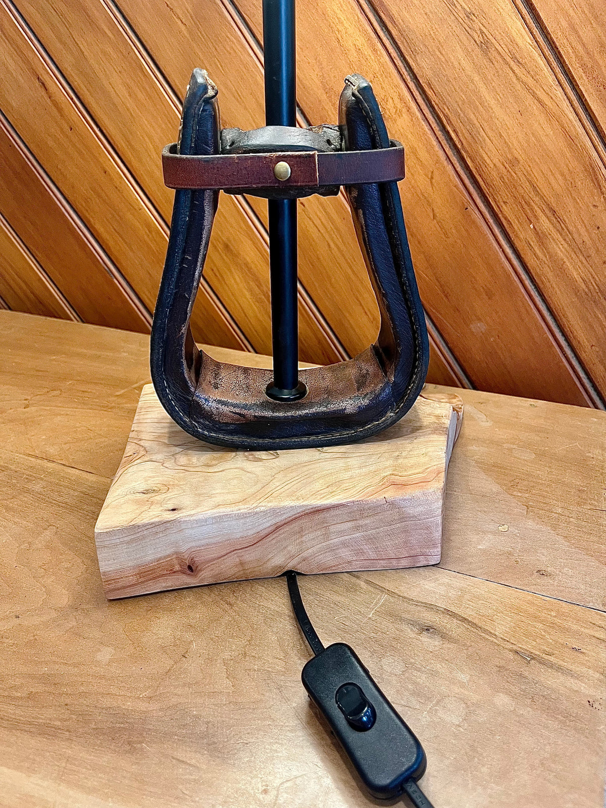 Pair of western stirrup lamps