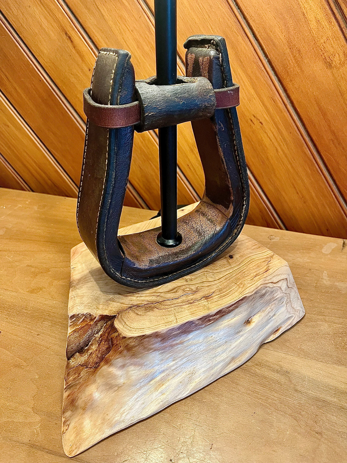 Pair of western stirrup lamps